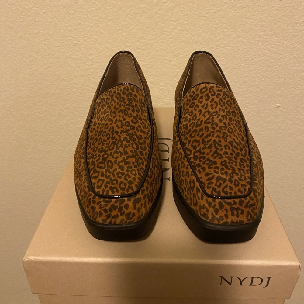 Wedge loafers